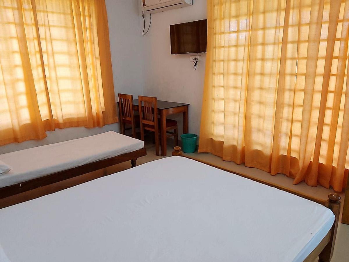 Somatheertham Resort Thiruvananthapuram Kültér fotó